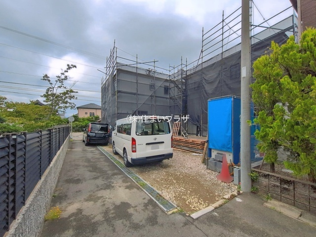 仲介手数料無料）一宮市蓮池第３・１号棟の前面道路含む現地写真