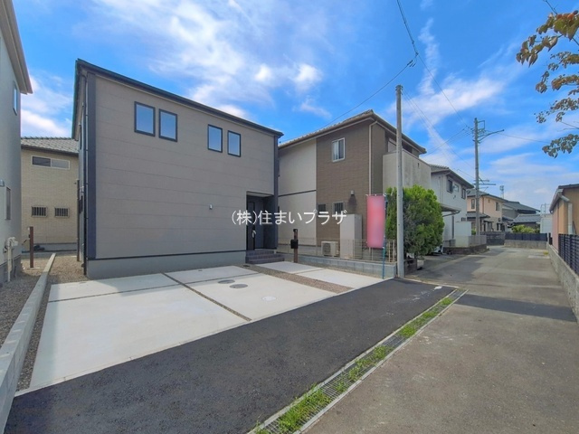 仲介手数料無料）一宮市蓮池第３・１号棟の前面道路含む現地写真
