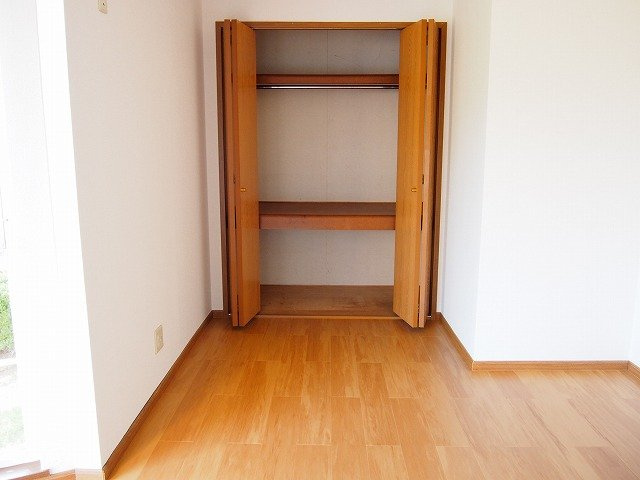 ラフォーレ弐番館の収納