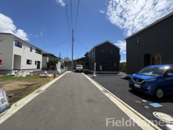 秦野市堀西新築戸建て　第25-2号棟の前面道路含む現地写真|前面道路含む現地写真です。