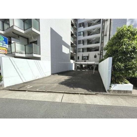 【駐車場】 | ラフィネ新栄