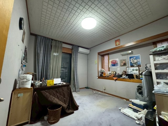 -三丁目不動産-　深谷市上柴町東3丁目　納戸付きの洋室|洋室です