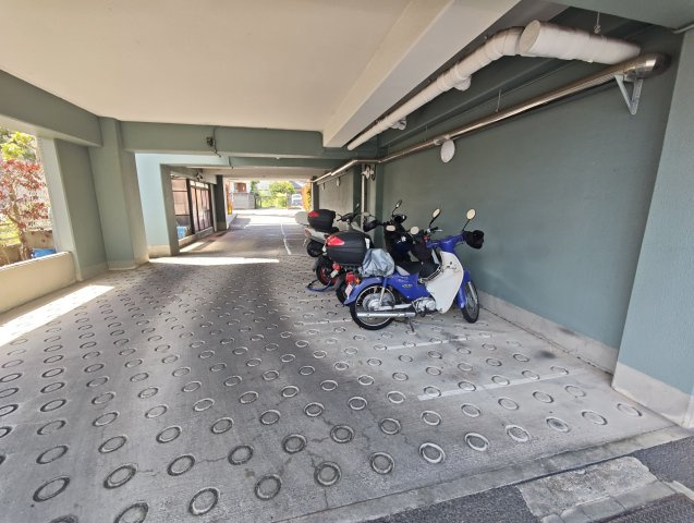 入間ロイヤルマンションの駐輪場