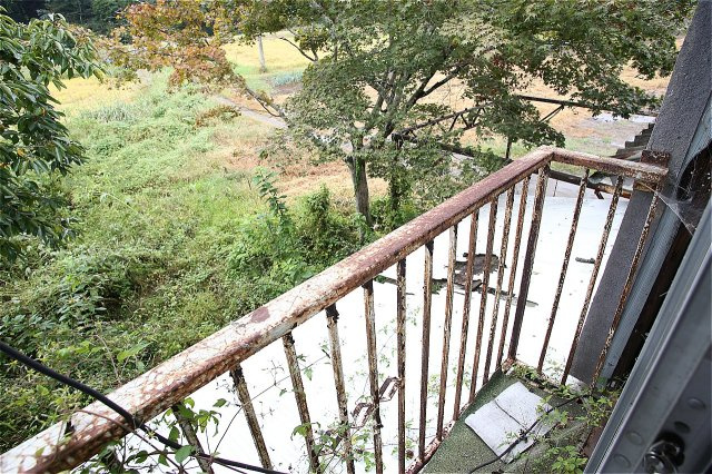 群馬県利根郡みなかみ町羽場 中古戸建のバルコニー|お洗濯にも便利なバルコニー付き