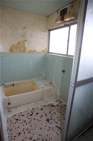 群馬県利根郡みなかみ町羽場 中古戸建の浴室|お風呂です