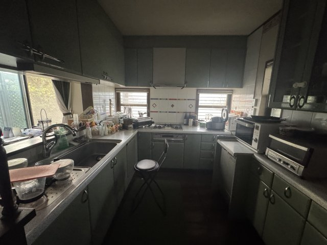-三丁目不動産-　熊谷市船木台1丁目　二世帯住宅向きのキッチン|お料理しやすいキッチンです