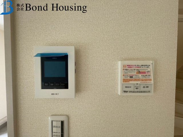 人丸小学校 区　JR朝霧駅徒歩10分　朝霧町１丁目　新築戸建の浴室