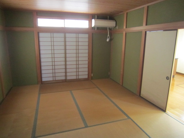 行田市駒形　土地面積１００坪の和室|落ち着いた雰囲気の和室付きです