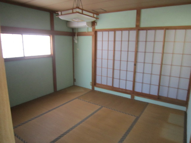 行田市駒形　土地面積１００坪の和室|趣のある和室です