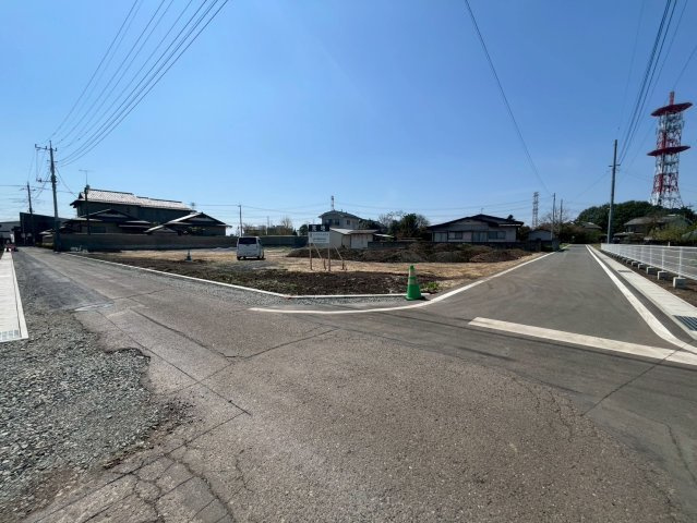 由良町　売土地　A区画の前面道路含む現地写真|北側・東側道路☆