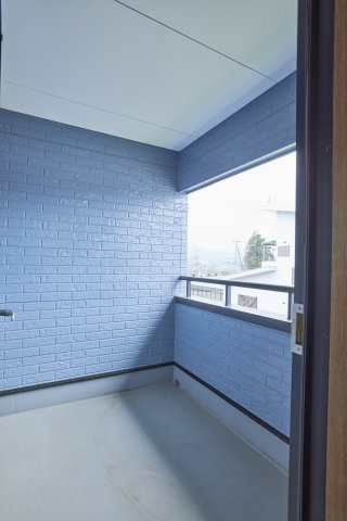 富岡市宮崎中古建てのバルコニー|②