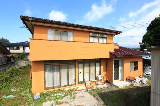 南向きバルコニーと蔵のある暮らし・5LDK住宅｜渋川市中村