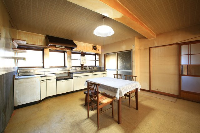 群馬県沼田市町田町 中古戸建のキッチン|お料理しやすいキッチンです