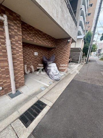 エステムコート神戸県庁前Ⅲフィエルテのエントランス