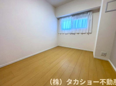 【洋室】 | 東建検見川マンション　B棟 | 使い勝手のいい洋室です