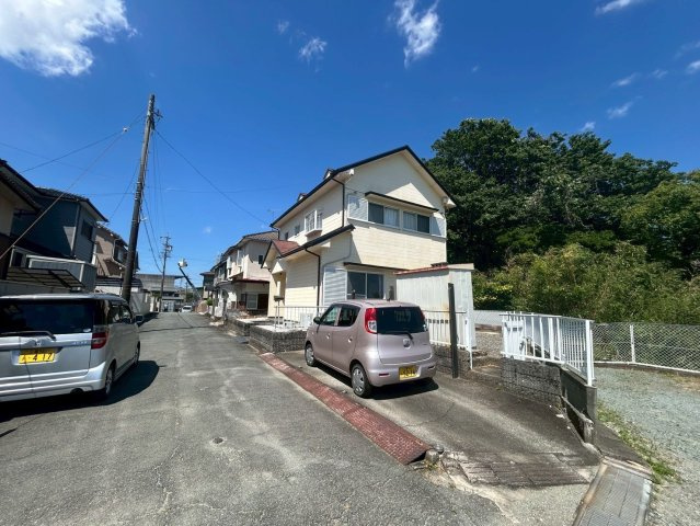 【前面道路含む現地写真】の画像