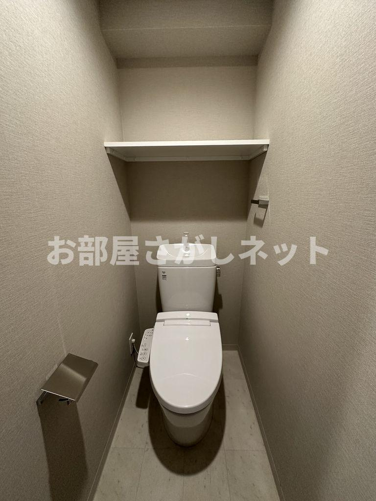 コンシェリア東京 ＜ＨＩＧＡＳＨＩＪＵＪＯ ＲＥＳＩＤＥＮＣＥ＞のトイレ