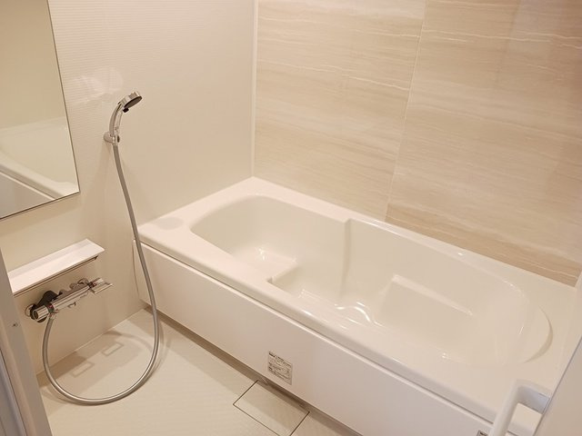 シャンドフルールの浴室|日々の疲れを癒すお風呂付です