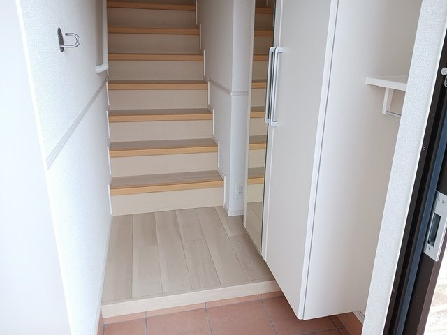 シャンドフルールの玄関|毎日通る玄関はこちらです