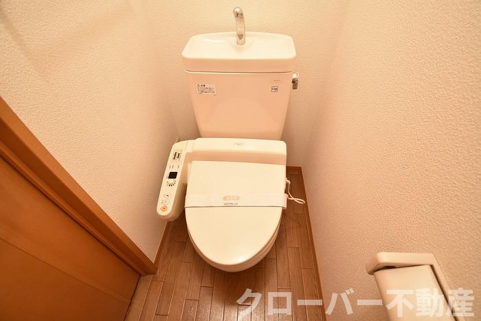 セジュール坂出のトイレ|温水洗浄暖房便座