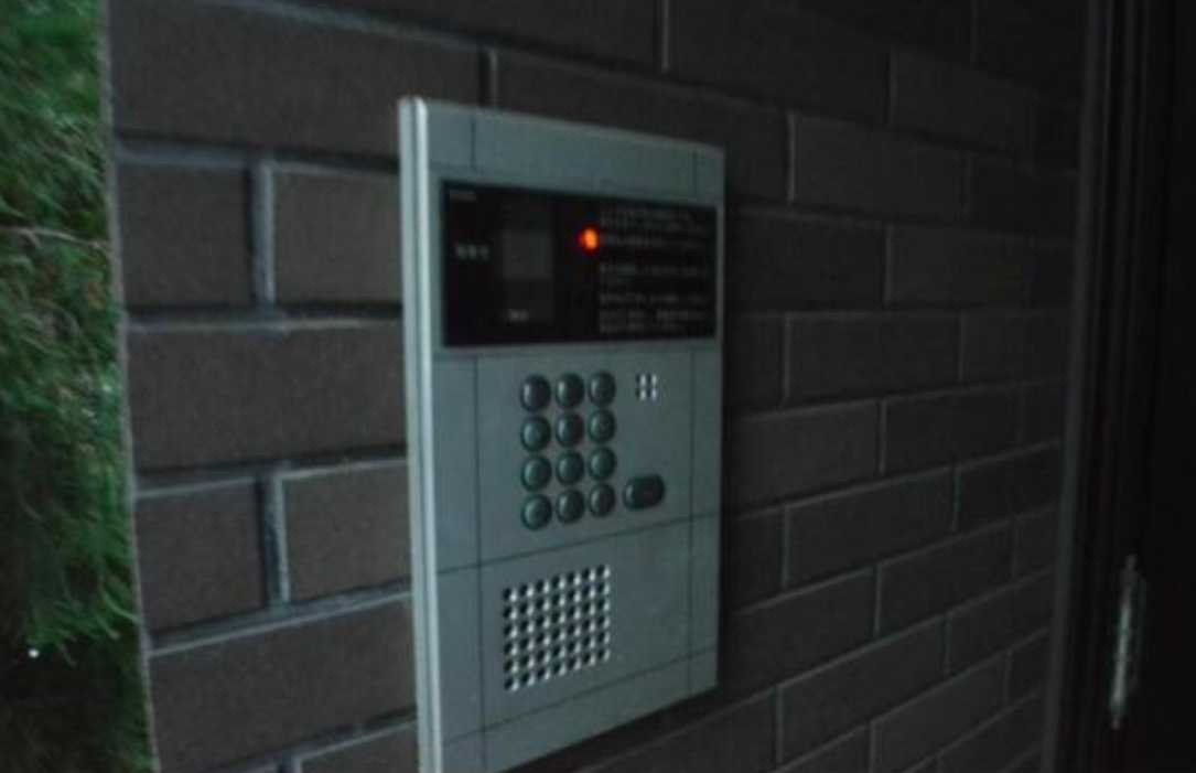 ジュネス三軒茶屋　駅近　南向き　オール電化　角部屋のセキュリティ