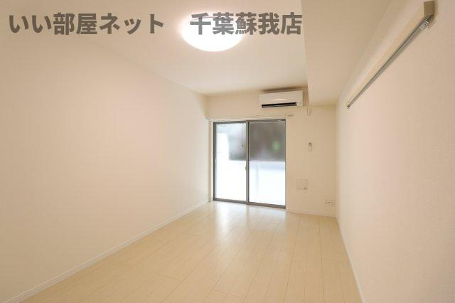グレイス千葉中央Ⅱの洋室|明るい洋室です