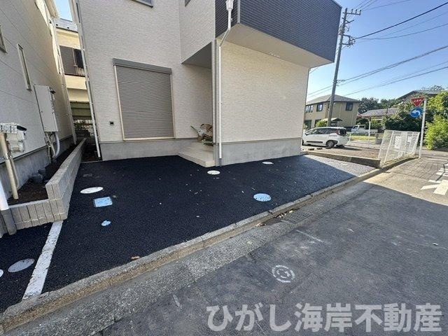 平塚市中里　新築戸建　全2棟の駐車場|駐車スペース