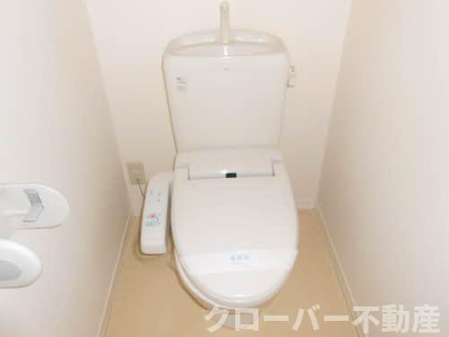 シャーメゾンS D棟のトイレ