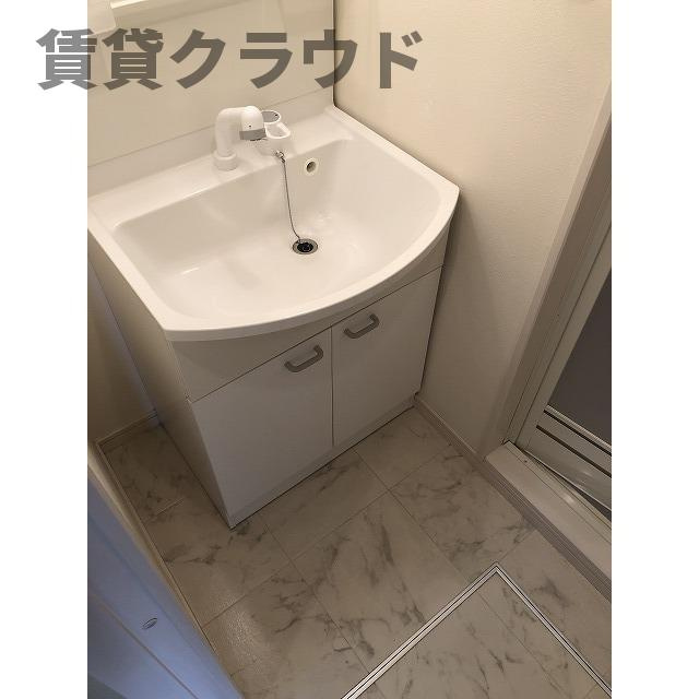 グランコンフォール本千葉Ⅰの洗面所|忙しい朝には欠かせない洗面所です