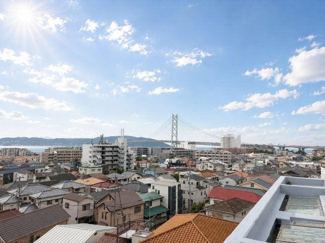 ワコーレ垂水霞ヶ丘の展望|スカイバルコニーからは明石海峡大橋も望める眺望スポットです！