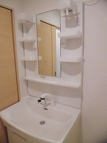 アルモニーＢの独立洗面台