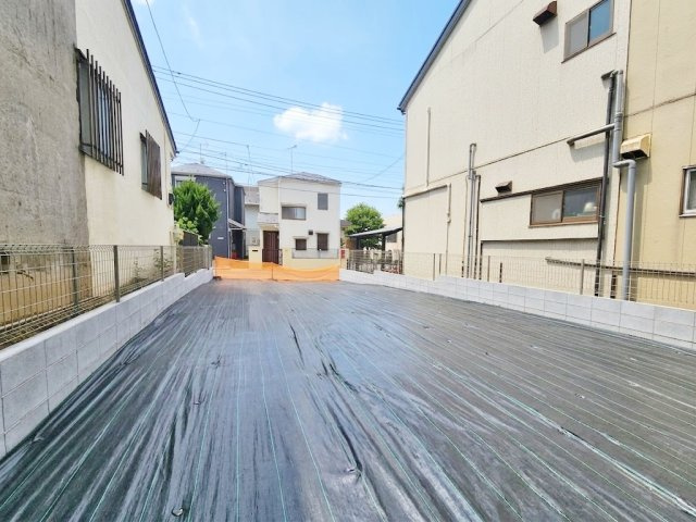 板橋区桜川3丁目 限定1区画の外観|現況更地です
現地にて陽当たりや周辺環境などご確認ください
建築条件ございません
お好きなハウスメーカーにて建築できます♪