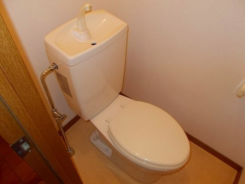 プレッソ新在家のトイレ