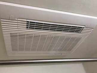 【設備】 | ロイヤルハイツ・ＩＹＯ | 浴室乾燥機