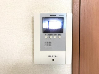 【内装】 | ロイヤルハイツ・ＩＹＯ | カメラ付インターホン