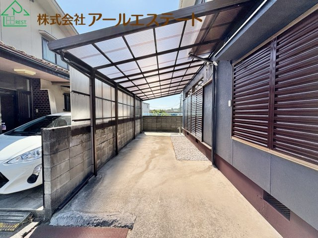 姫路市下手野4丁目　　　中古戸建の駐車場