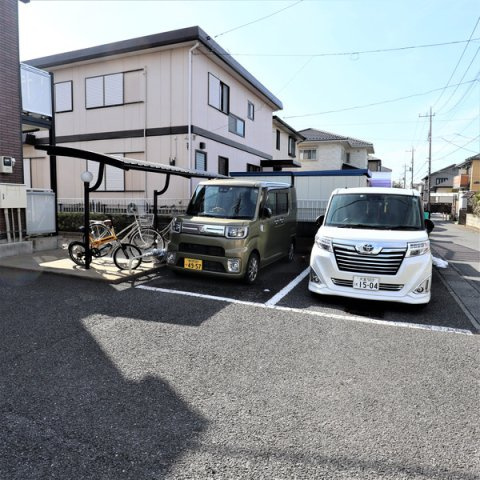 プリマベーラ鴨川の駐車場