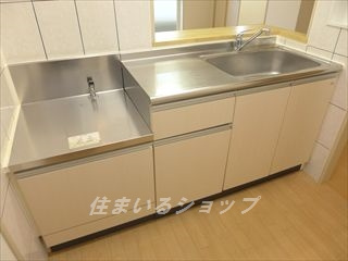 グレイスヴィラ・アラタニのキッチン