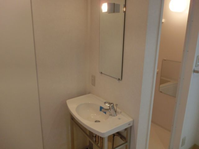 E-HOUSEの洗面所