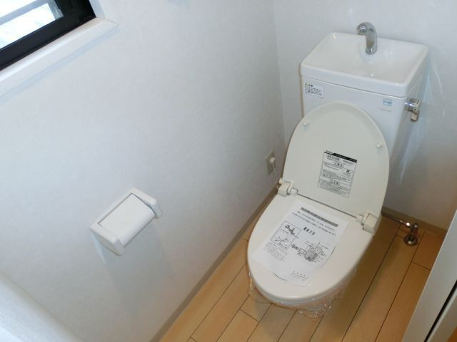 E-HOUSEのトイレ