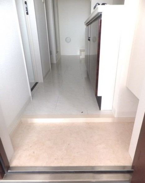 プレミールの玄関