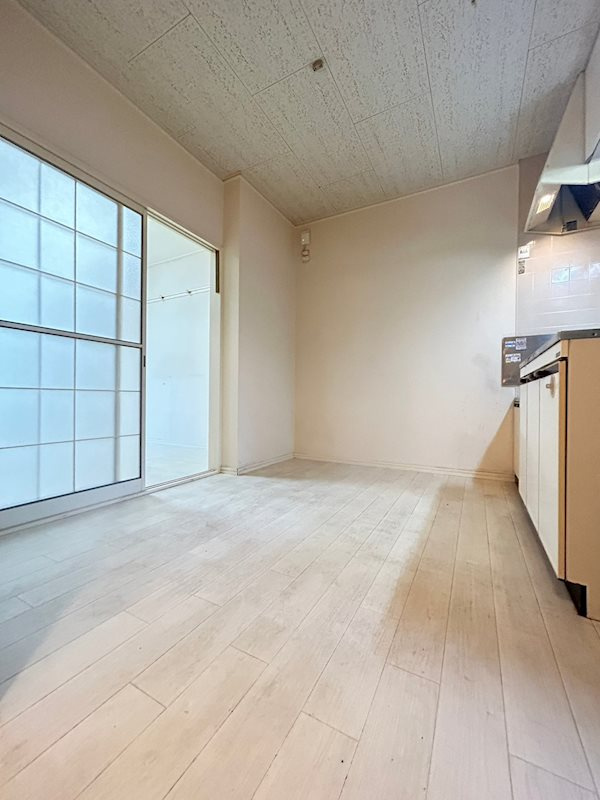 江川マンションの居間・リビング