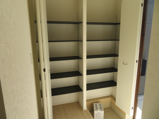 高崎市吉井町神保第２（全2棟）2号棟の収納