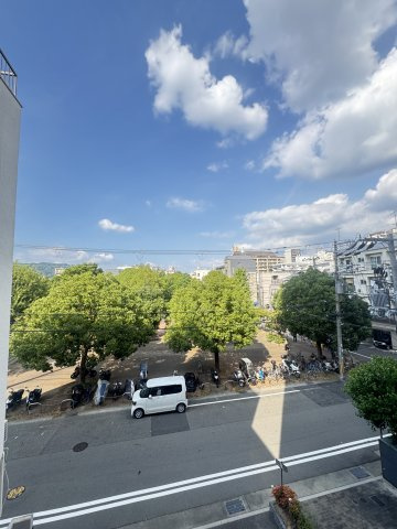 ポルトボヌール神戸湊川公園の展望
