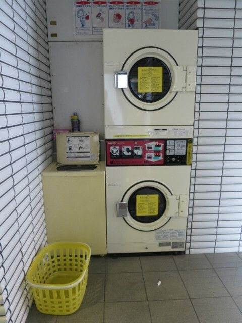 リファレンス県庁口の外観