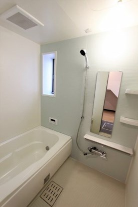 市場木町２９５コダテックスⅠＢの浴室