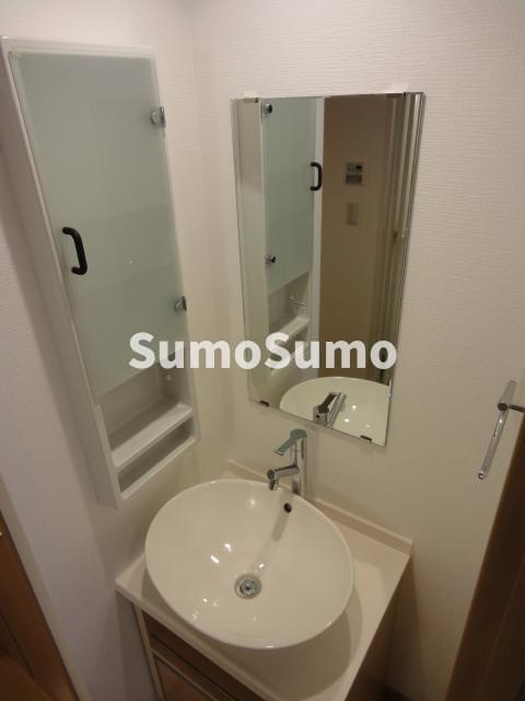 カスタリア三宮の洗面所