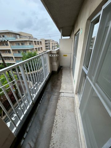 阪神打出浜マンションのバルコニー