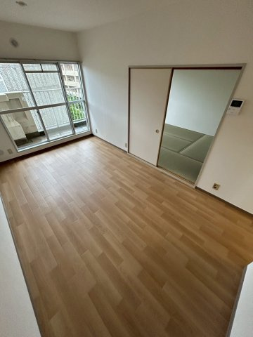 阪神打出浜マンションの居間・リビング