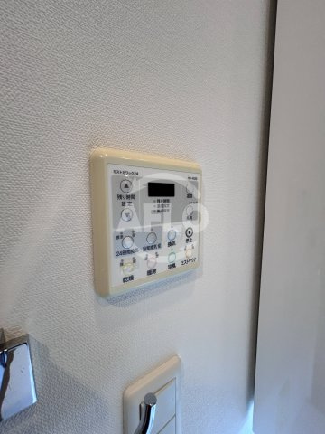 アパートメンツ江坂の洗面所|アパートメンツ江坂　浴室乾燥機
